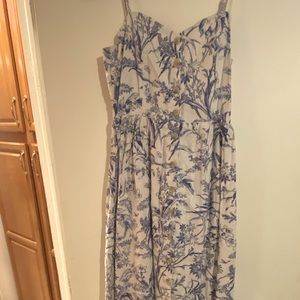 White/blue sundress